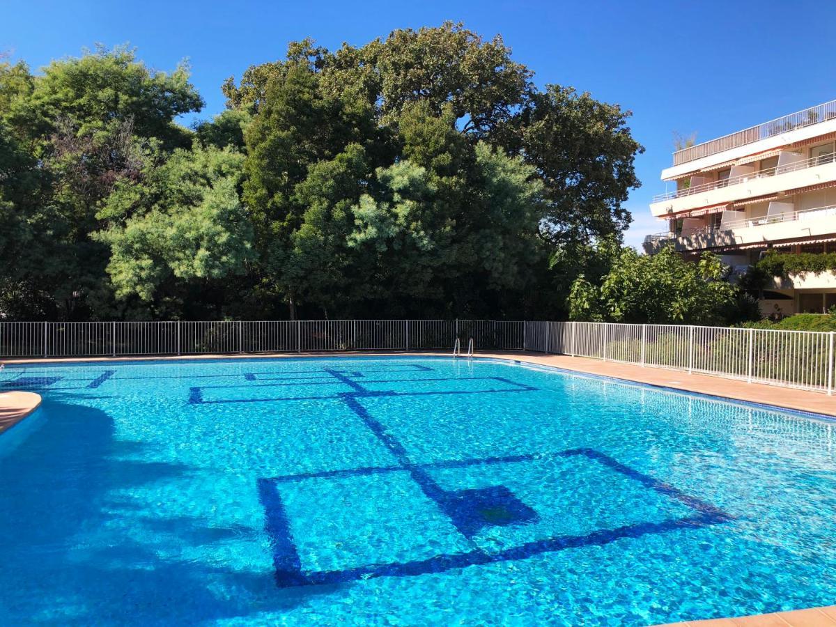 Un Nid A Saint Tropez Apartman Kültér fotó